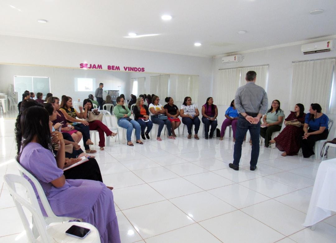 Equipe técnica da Secretaria de Assistência Social de Cariri do Tocantins participa de oficina sobre Implantação da Família Acolhedora