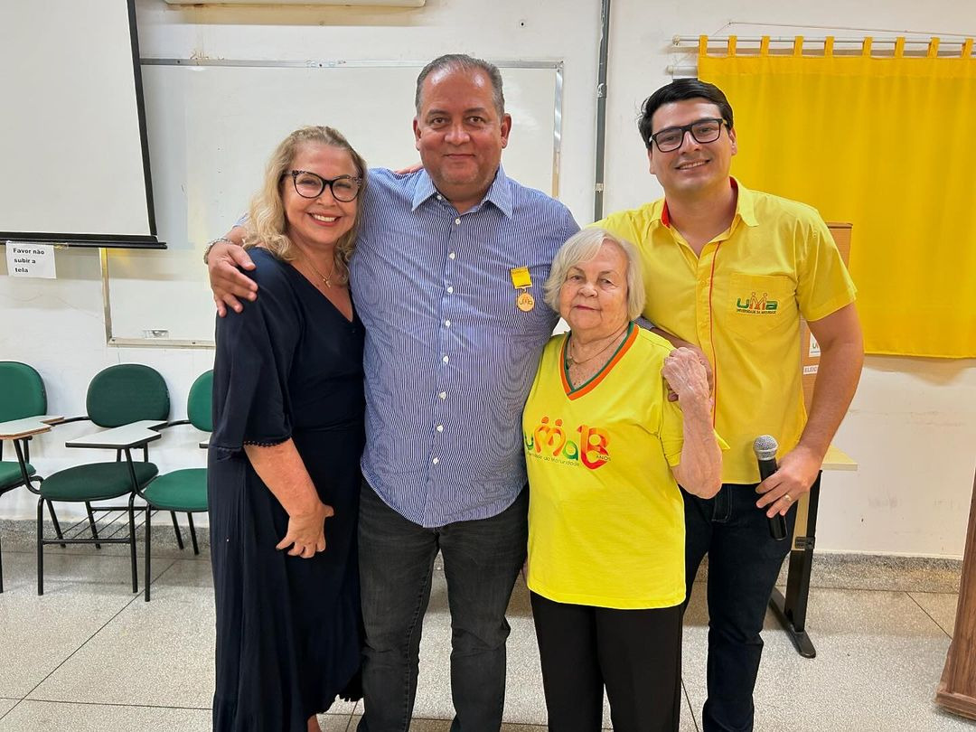 Senador Eduardo Gomes é homenageado pela Universidade da Maturidade com a Medalha Mérito da Maturidade