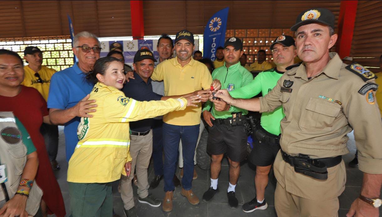 No Jalapão, Governador Wanderlei Barbosa lança Patrulha do Turismo e entrega veículos para reforçar segurança e combate às queimadas