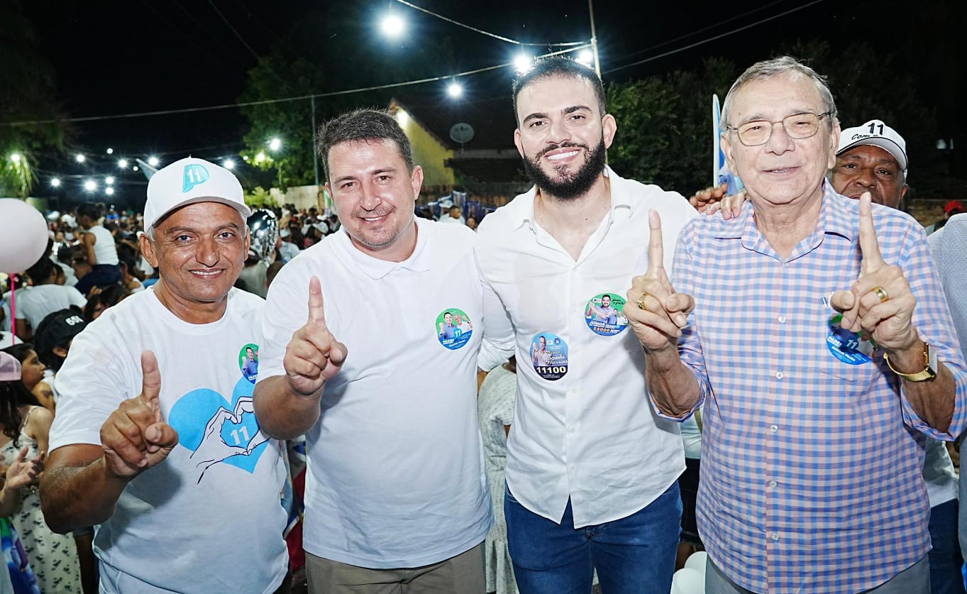 Padre Fernando realiza grande comício em Pium com presença do prefeito Dr. Waldermir Barros e deputado Leo Barbosa