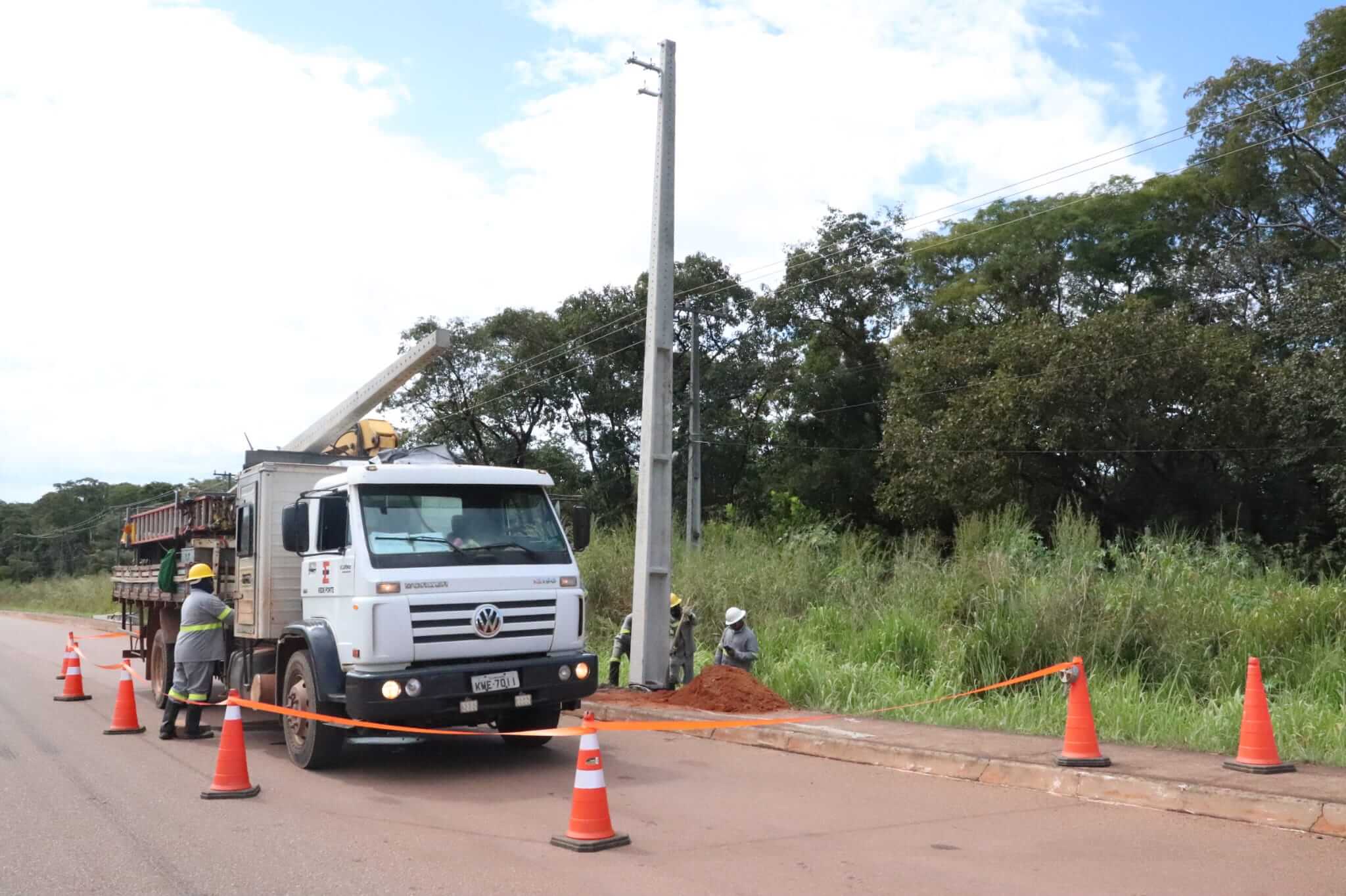 Município de Gurupi conclui obra de extensão da rede elétrica na marginal da BR-153