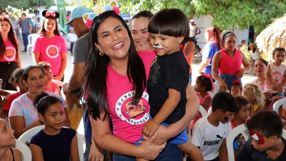 Primeira-dama Karynne Sotero celebra o Dia das Crianças com ações da Caravana da Alegria no Bico do Papagaio