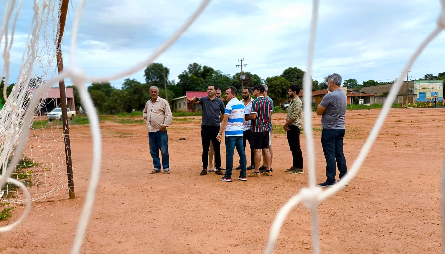 Governador Wanderlei Barbosa anuncia investimentos para alavancar o turismo em Campo Alegre, povoado de Paranã