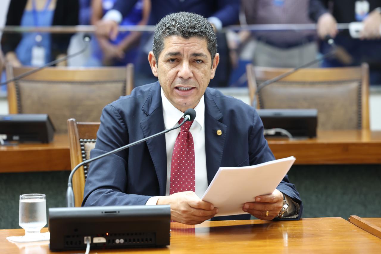 Valdemar Júnior propõe transformar a antiga ponte de Porto Nacional em um espaço para lazer e visitação turística