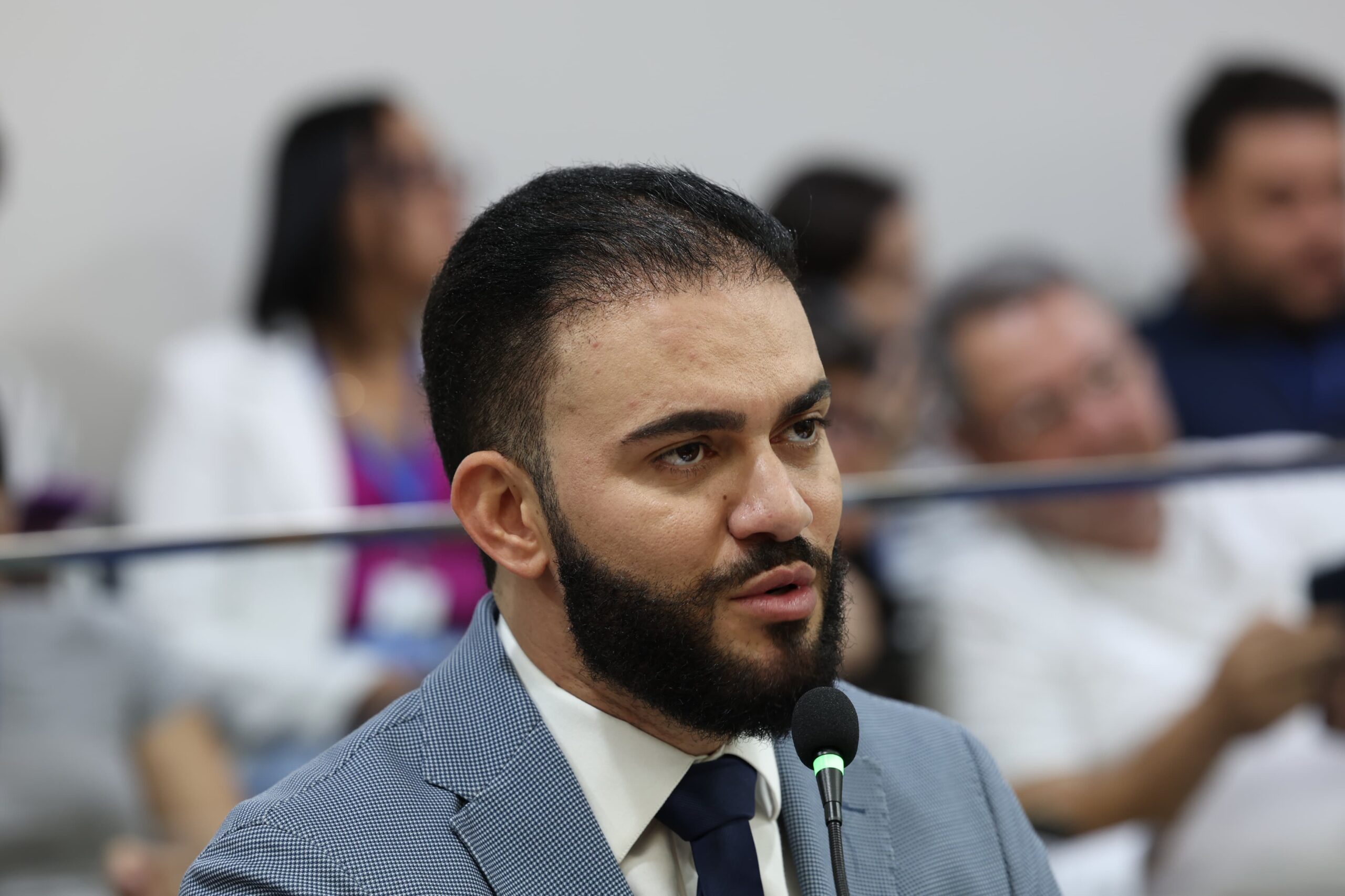 Léo Barbosa solicita terreno para construção de Centro Estadual de Reabilitação em Palmas