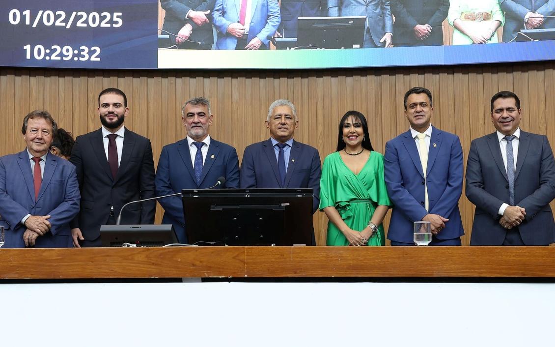 Empossada nova Mesa Diretora da Assembleia, presidida por Amélio Cayres